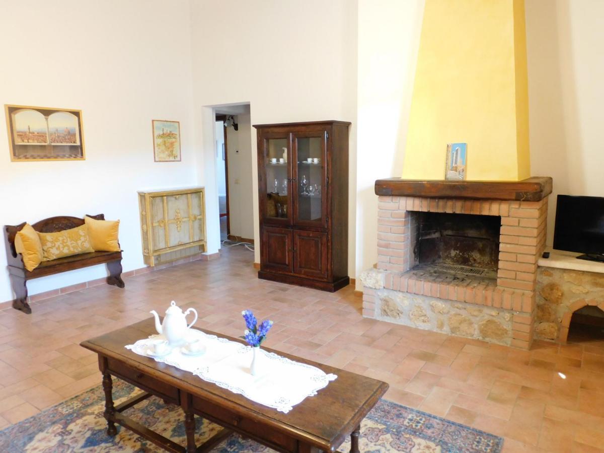 Casa Vacanze Senesi Сан Джиминяно Екстериор снимка